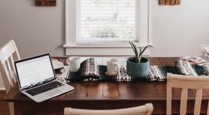 Read more about the article How to Manage Your Freelance Finances During a Crisis